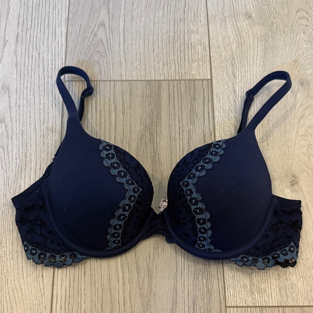 Victoria's Secret Midnight Blue Lace Bra